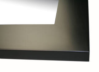 Lustro do przedpokoju w czarnej ramie