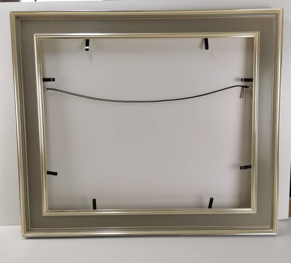 Rama do obrazu szara z białym złotem 