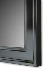 Lustro w czarnej ramie na wymiar