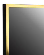 Lustro w złotej ramie