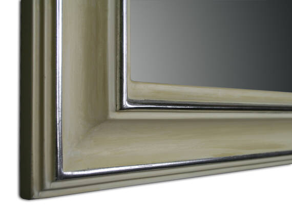 Lustro w kremowej lub białej ramie na wymiar 290BE