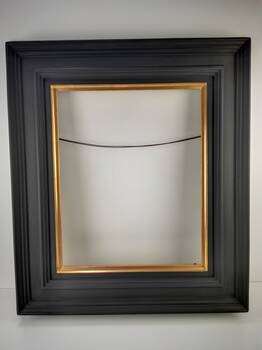 Szeroka rama Lavinia Mat o listwie 110 mm, idealna do klasycznych i nowoczesnych obrazów wymagających prestiżowej oprawy.