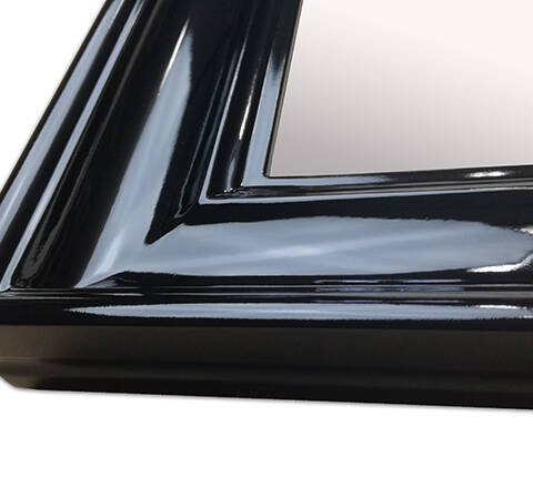 Poznaj największe zalety lustra w ramie na wymiar!